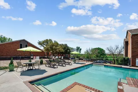 4019 Park Square Dr #88, Arlington, TX 76013