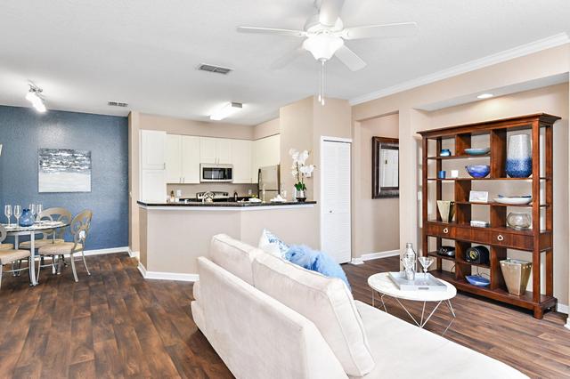 5009 Park Central Dr #B3-B38, Orlando, FL 32839 - Movoto