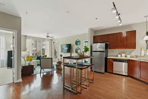 2400 Parkland Dr NE #201, Atlanta, GA 30324
