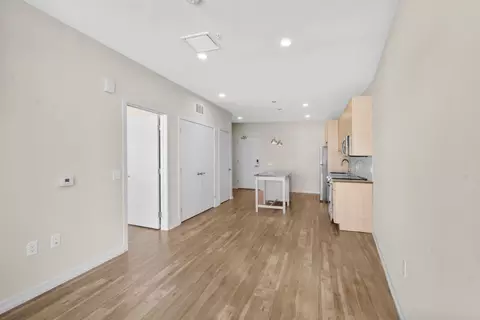 417 Callowhill St #415, Philadelphia, PA 19123
