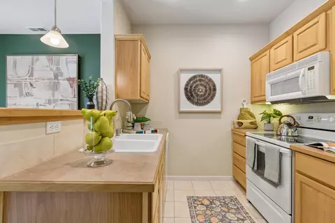 725 N Center Pkwy #T-202, Kennewick, WA 99336