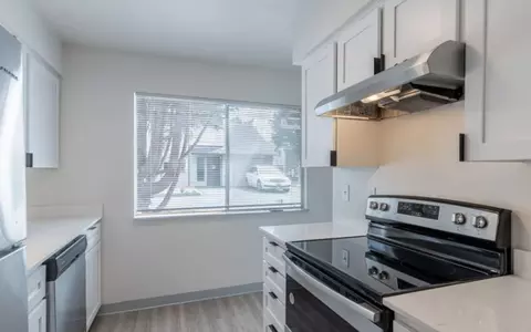 2478 Rossiter Ln #2609-9, Vancouver, WA 98661