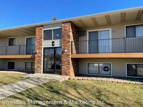 525 22nd Ave NW #C34, Minot, ND 58703