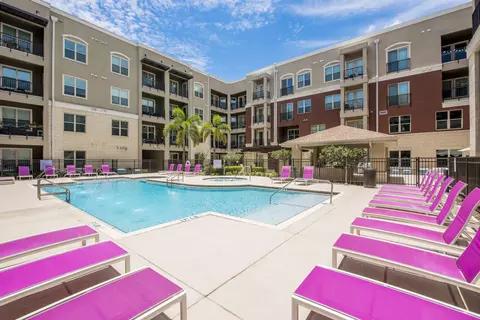 1701 N Lois Ave #328, Tampa, FL 33607