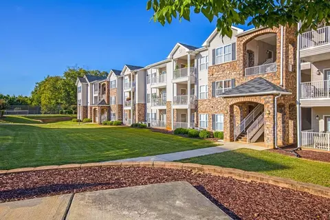 2978 Ethan Pointe Dr #1107, Burlington, NC 27215