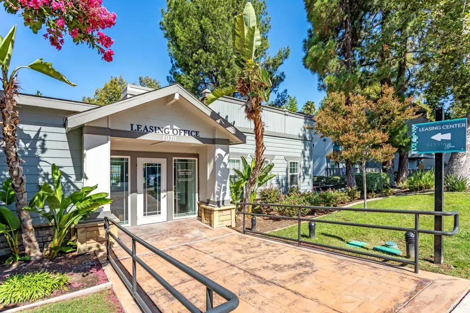  1070 San Miguel Rd #C06, Concord, CA 94518 photo 5