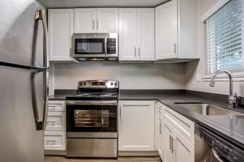 1070 San Miguel Rd #C06, Concord, CA 94518