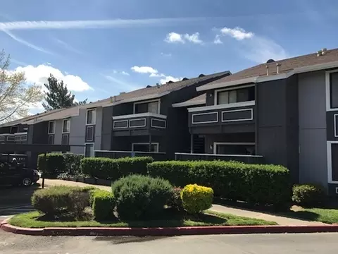 4420-4440 Oakhollow Dr #71, Sacramento, CA 95842