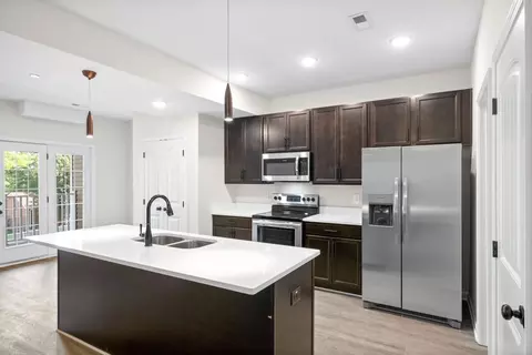 229 E Johnson Cir #229 A-312 E. JOHNSON, Clarksville, TN 37040