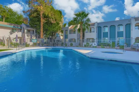 960 N Gilbert Rd #202, Gilbert, AZ 85234