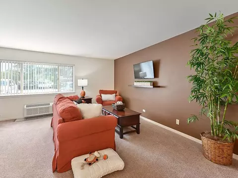 1610 Sunset Ave #09-202, Waukegan, IL 60087
