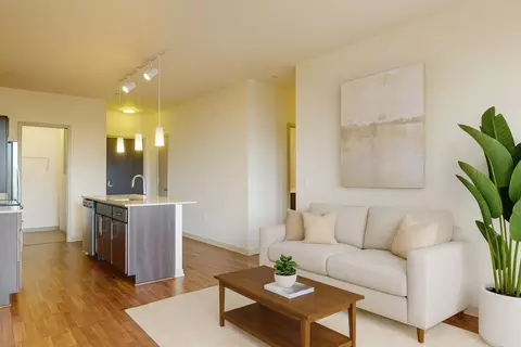 1437 N Jefferson St #007, Milwaukee, WI 53202