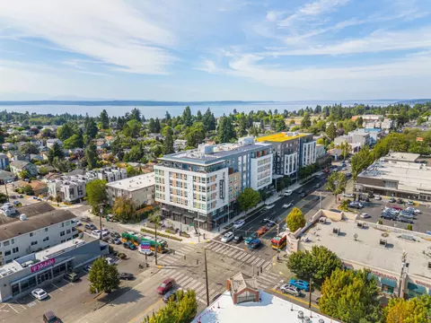 8511 15th Ave NW #321, Seattle, WA 98117