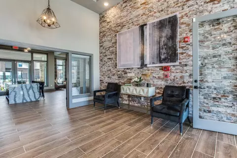 950 W Interstate 30 #321, Garland, TX 75043