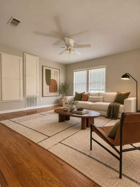 1419 Hurley Ave #B, Fort Worth, TX 76104