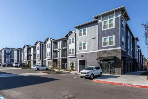 22100 NE Halsey St #B209, Fairview, OR 97024