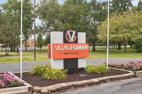 1700 N Wayne St #615, Angola, IN 46703