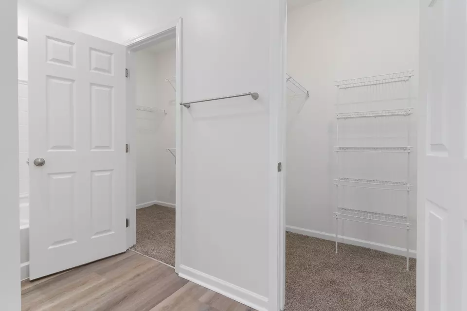  5407 Edwards Plantation Dr #15301EP, Columbus, OH 43221 photo 34