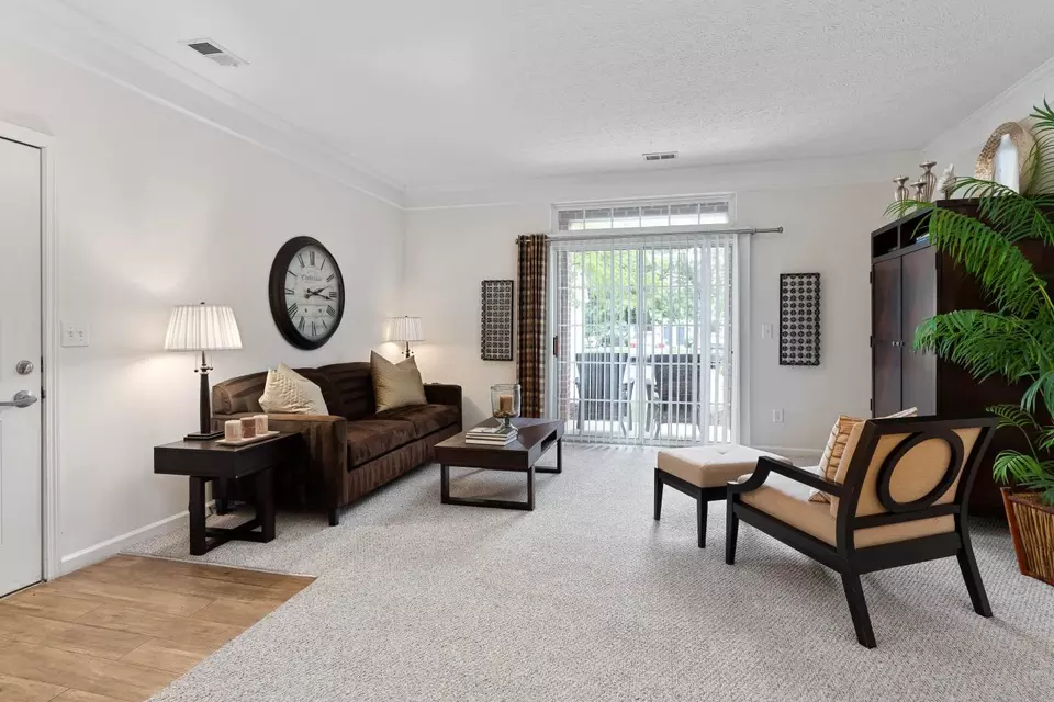  5407 Edwards Plantation Dr #15301EP, Columbus, OH 43221 photo 1