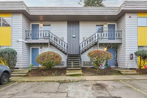 9800 SW Frewing St #57, Portland, OR 97223
