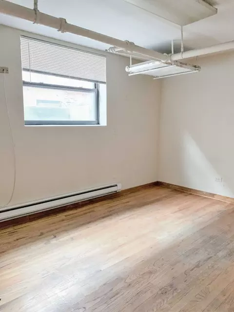 2876 N Clark St #2882-1, Chicago, IL 60657