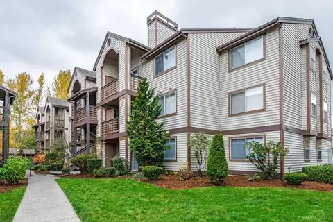 10115 Holly Dr #V304, Everett, WA 98204