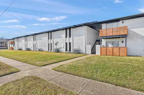 221 Archer Cir #308, Sherman, TX 75092