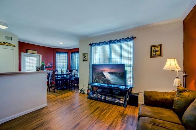 2828 Hayes Rd #1827, Houston, TX 77082