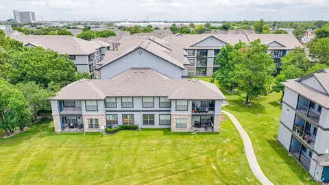 131 Aldine Bender Rd #3206, Houston, TX 77060