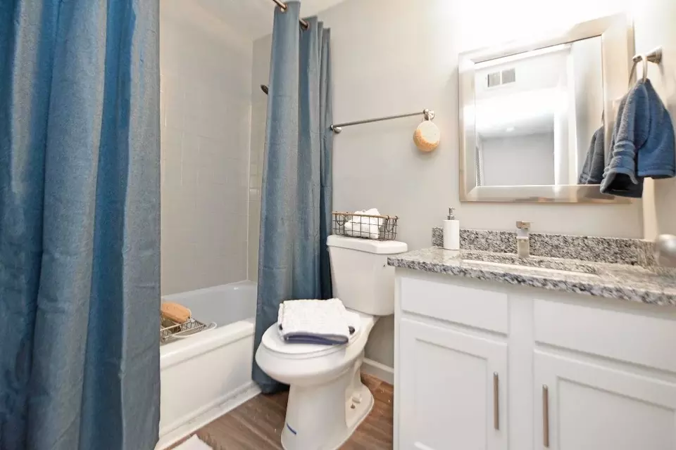  7025 Bronner Cir #7079, Louisville, KY 40218 photo 7