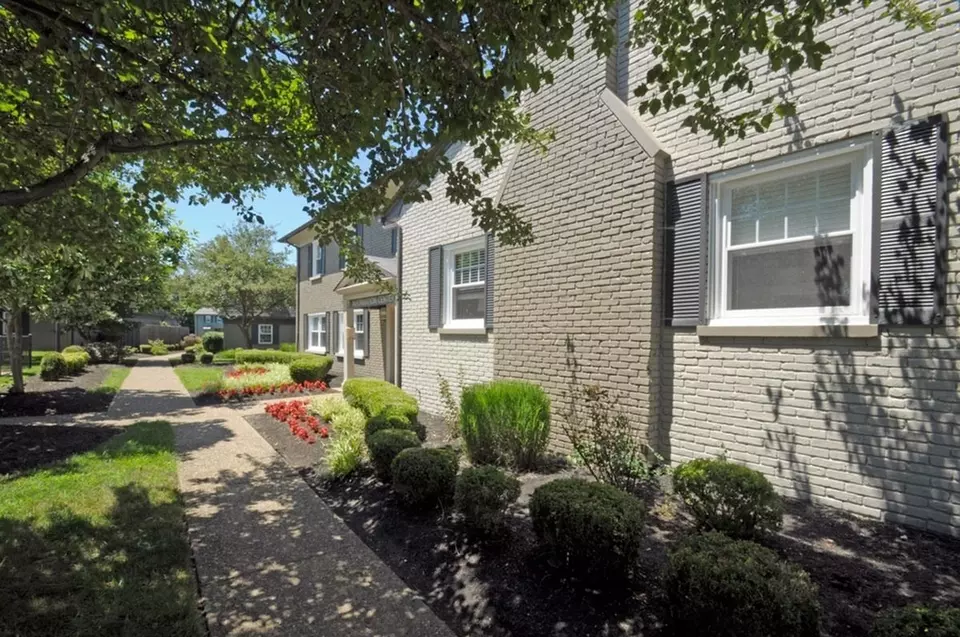  7025 Bronner Cir #7079, Louisville, KY 40218 photo 20
