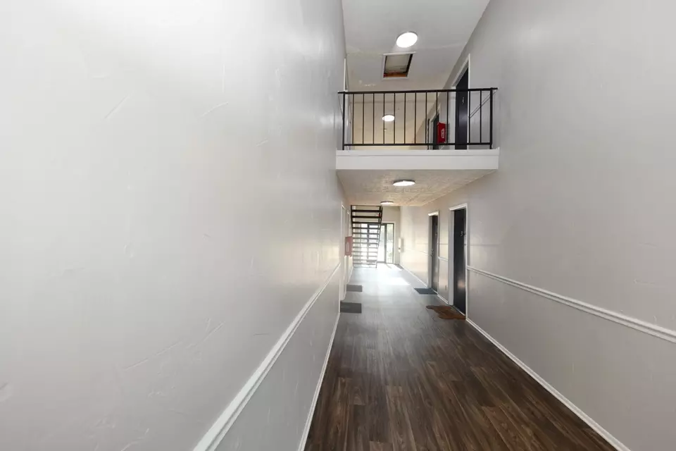  7025 Bronner Cir #7079, Louisville, KY 40218 photo 8
