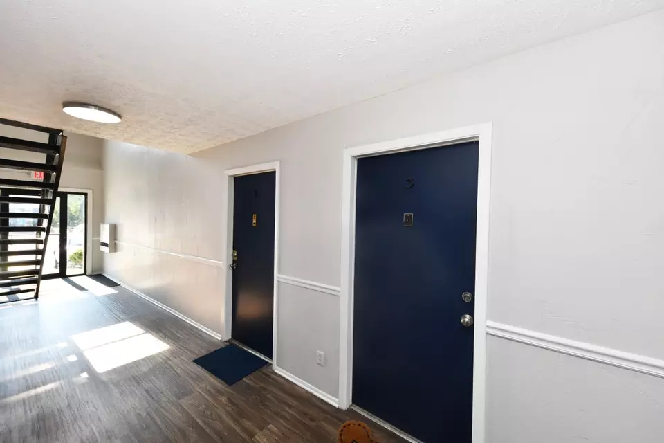  7025 Bronner Cir #7079, Louisville, KY 40218 photo 9