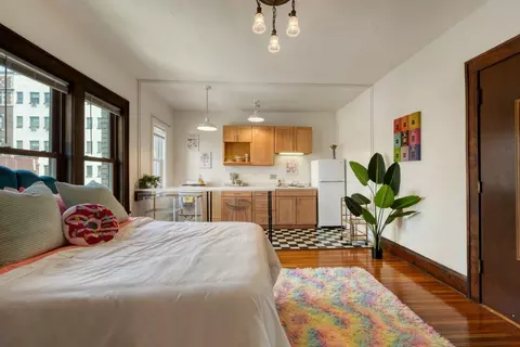 200 15th St W #1517-306, Minneapolis, MN 55403