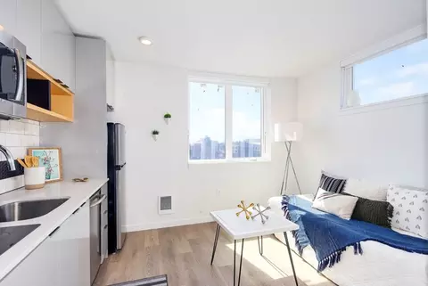 6921 Roosevelt Way NE #114, Seattle, WA 98115