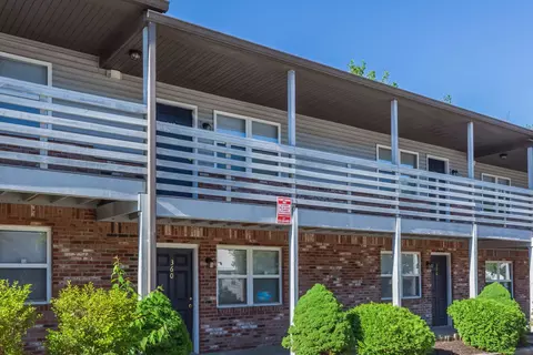 1616 S Henderson St #369, Bloomington, IN 47401