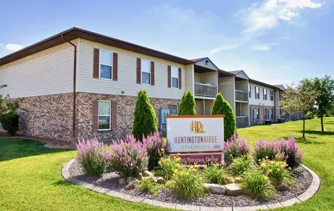 4001 Treviso Dr #4000-103, Springfield, IL 62703