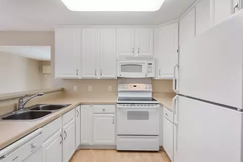 2903 Cutters Grove Ave #2901-206, Anoka, MN 55303