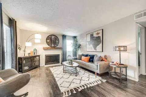 7050 Arapaho Rd #2041, Dallas, TX 75248