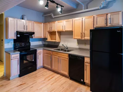 201 S Detroit St #144, Warsaw, IN 46580