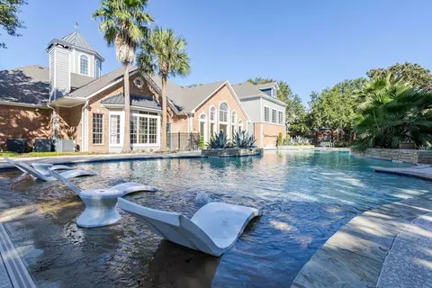 3225 Woodland Park Dr #1123, Houston, TX 77082