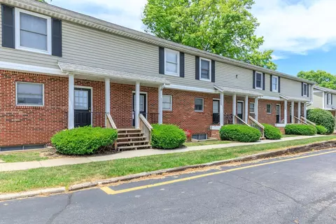 3211 E 10th St #L, Bloomington, IN 47408