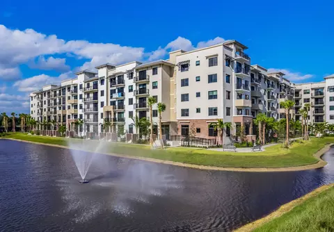 8500 Cleary Blvd #131, Plantation, FL 33324