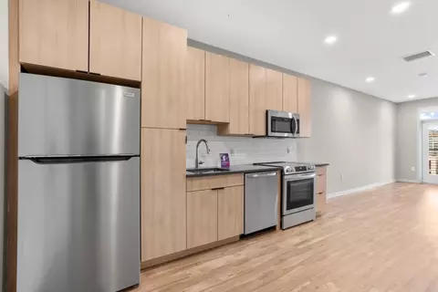 417 Callowhill St #631, Philadelphia, PA 19123
