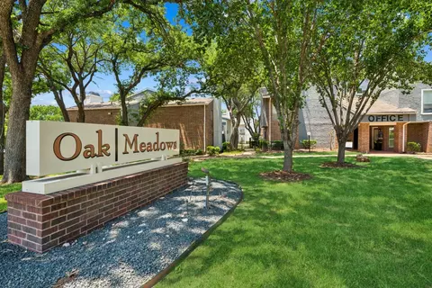 1810 Teasley Ln #E1 - 1800-E0104, Denton, TX 76205