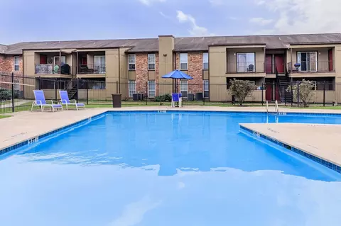 10301 Sandpiper Dr #086, Houston, TX 77096