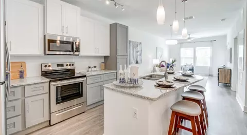 2600 Executive Dr #418, Venice, FL 34292