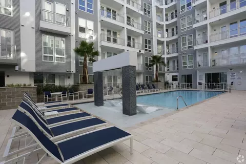 1111 Durham Dr #135, Houston, TX 77007