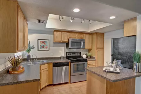 16636 N 58th St #2002-2, Scottsdale, AZ 85254
