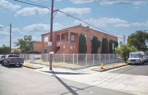 1152 W 88th St #5E, Los Angeles, CA 90044